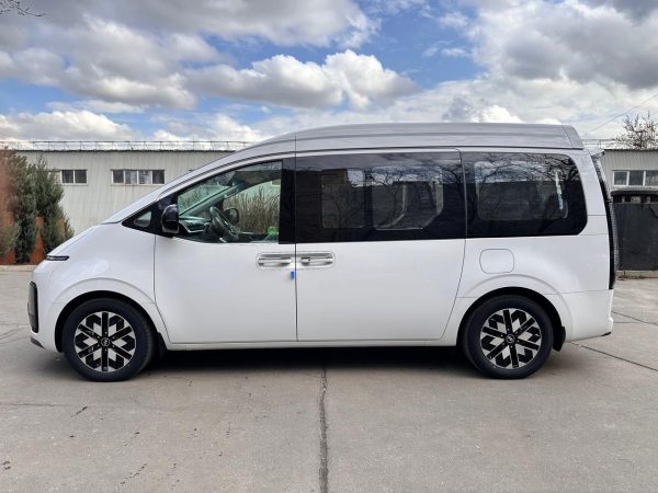 Hyundai Staria Limousine 4wd — изображение 3
