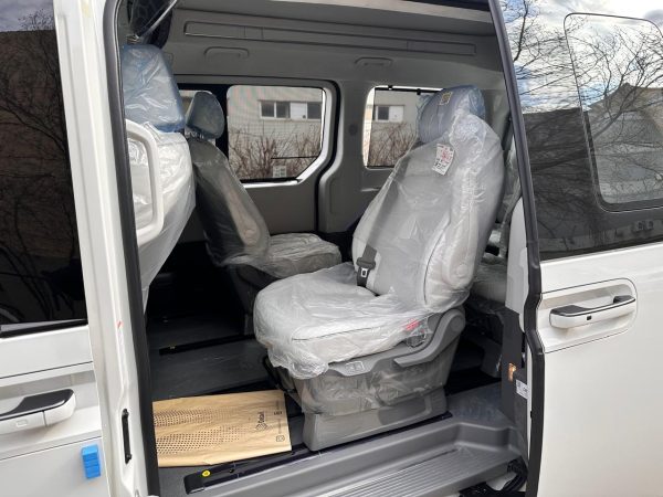 Hyundai Staria Limousine 4wd — изображение 14