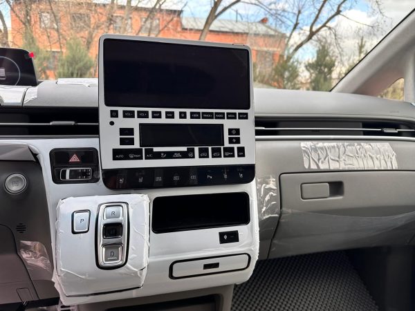 Hyundai Staria Limousine 4wd — изображение 11