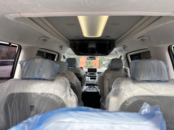 Hyundai Staria Limousine 4wd — изображение 27